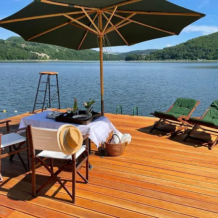 Pod Zamkiem Dom wakacyjny Roznow