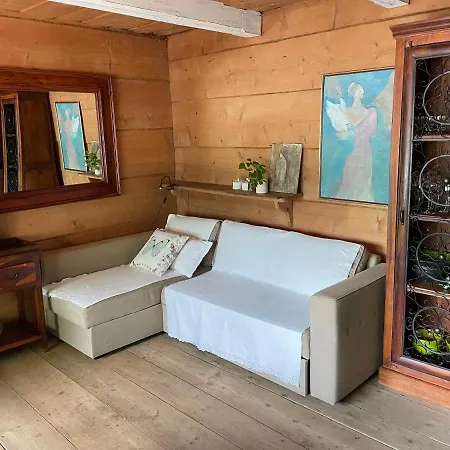 Pod Zamkiem Rożnów