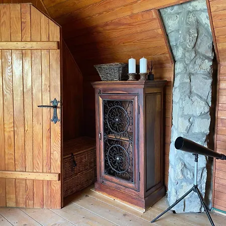 Pod Zamkiem Nyaraló *